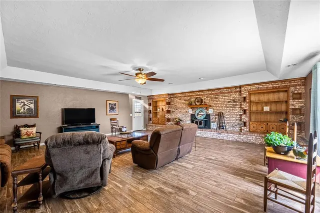 Photo 8 — 30110 County Road 1240 Road, Pocasset, OK 73079