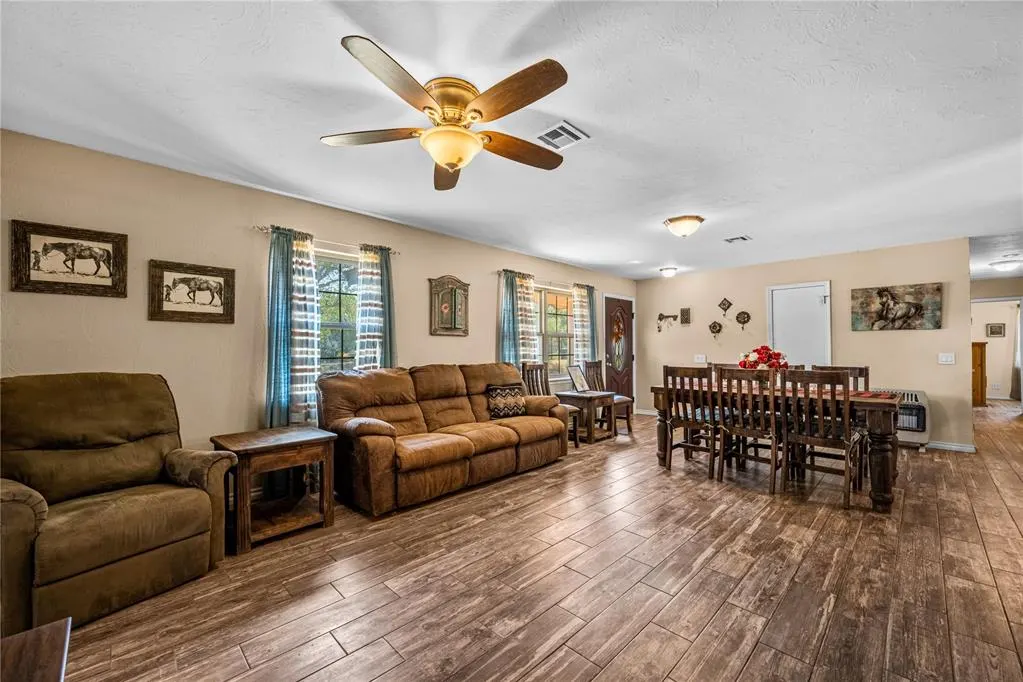 Photo 11 — 30110 County Road 1240 Road, Pocasset, OK 73079