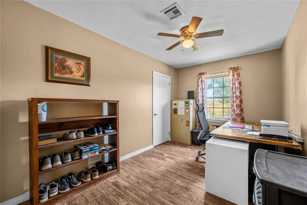 Photo 17 — 30110 County Road 1240 Road, Pocasset, OK 73079
