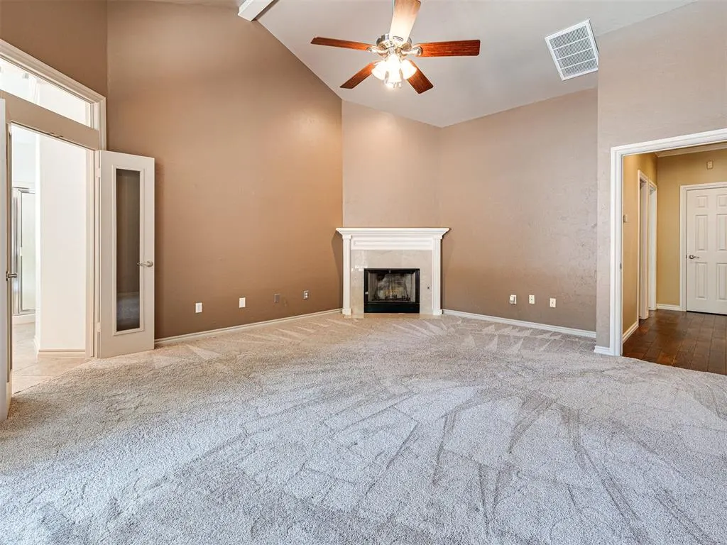 Photo 21 — 8925 Oakmont Drive, Oklahoma City, OK 73131