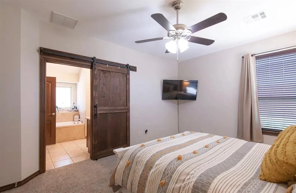 Photo 16 — 556 Montana Street, Jones, OK 73049