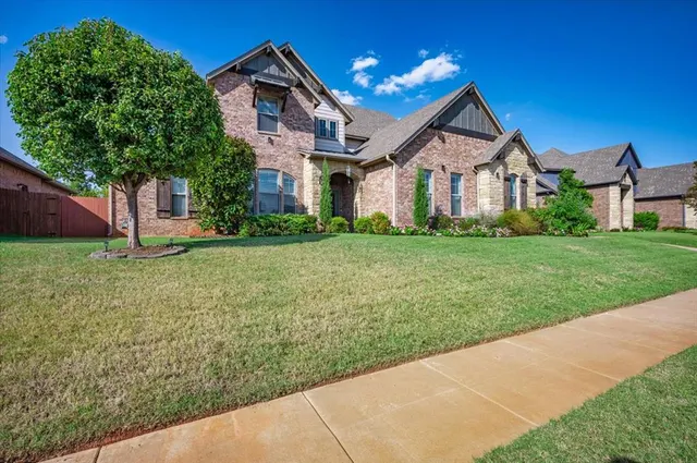 Photo 2 — 5409 NW 159th Street, Edmond, OK 73013