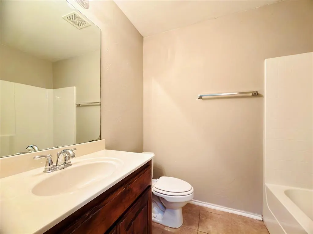 Photo 30 — 11237 NW 97th Street, Yukon, OK 73099