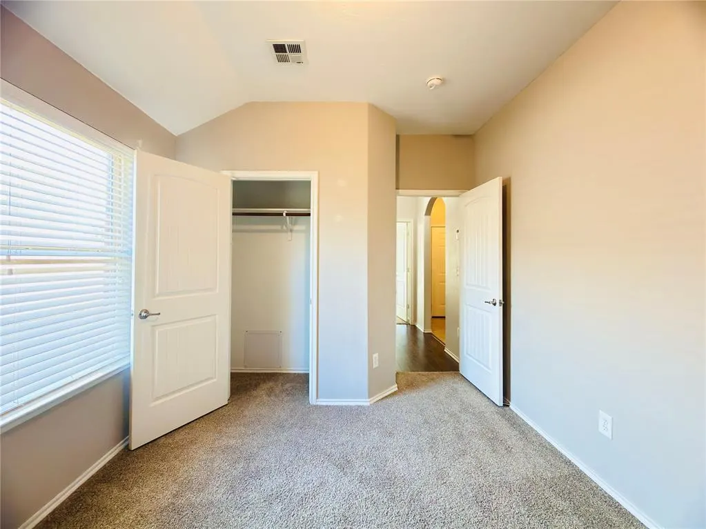 Photo 35 — 11237 NW 97th Street, Yukon, OK 73099