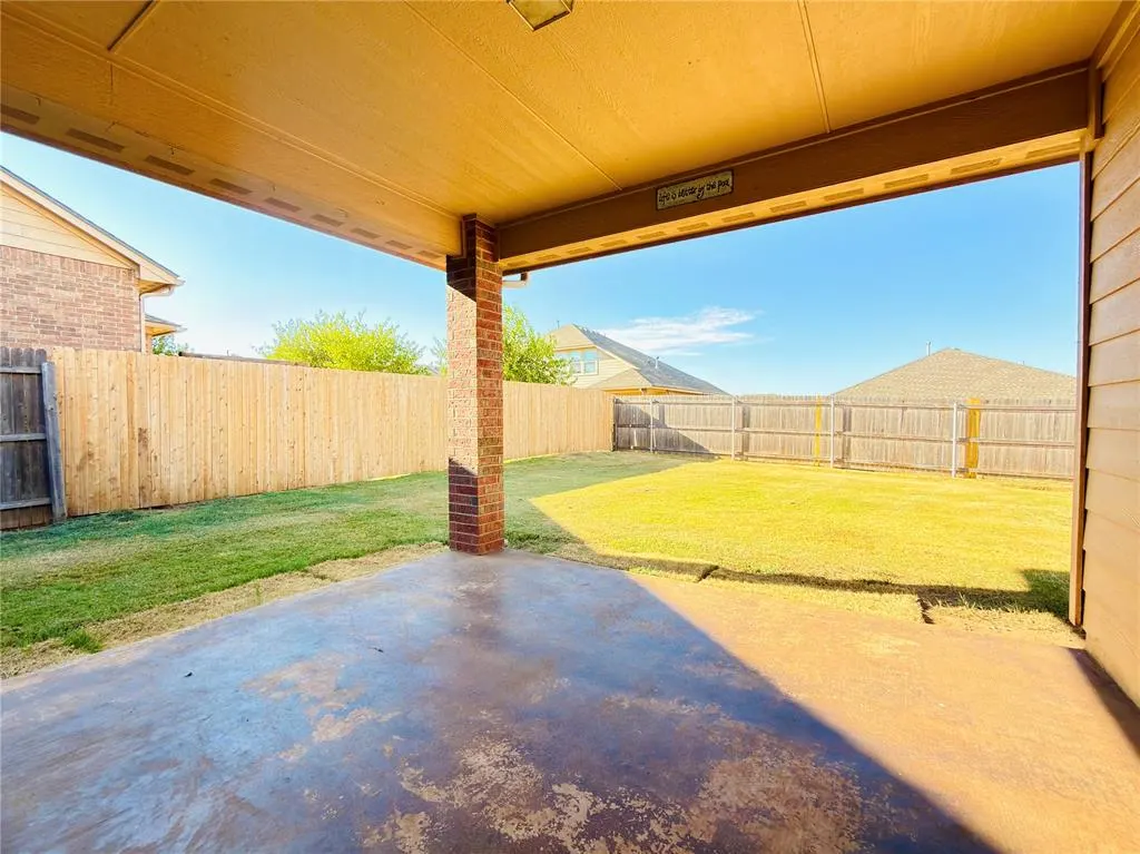 Photo 37 — 11237 NW 97th Street, Yukon, OK 73099