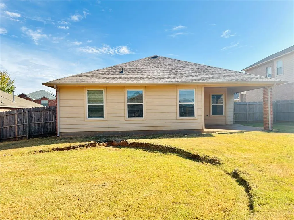 Photo 40 — 11237 NW 97th Street, Yukon, OK 73099
