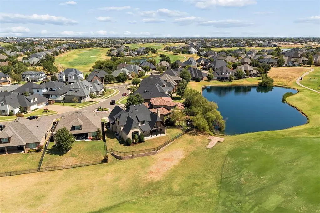 Photo 5 — 16745 Little Leaf Court, Edmond, OK 73012