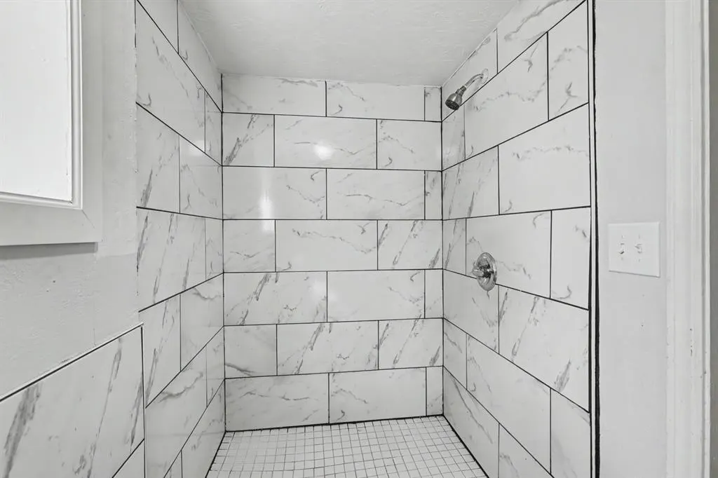 Photo 21 — 1720 SW 18th Street, Oklahoma City, OK 73108