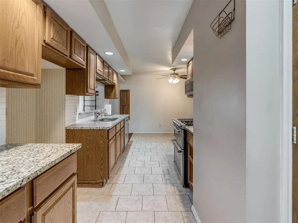 Photo 16 — 513 NW 142nd Street, Edmond, OK 73013