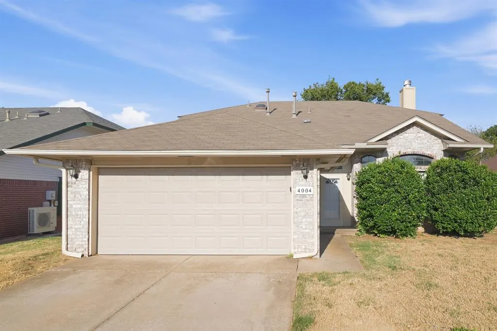 Front exterior — 4004 Night Hawk Drive, Norman, OK 73072