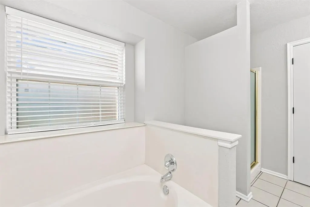 Photo 13 — 4004 Night Hawk Drive, Norman, OK 73072