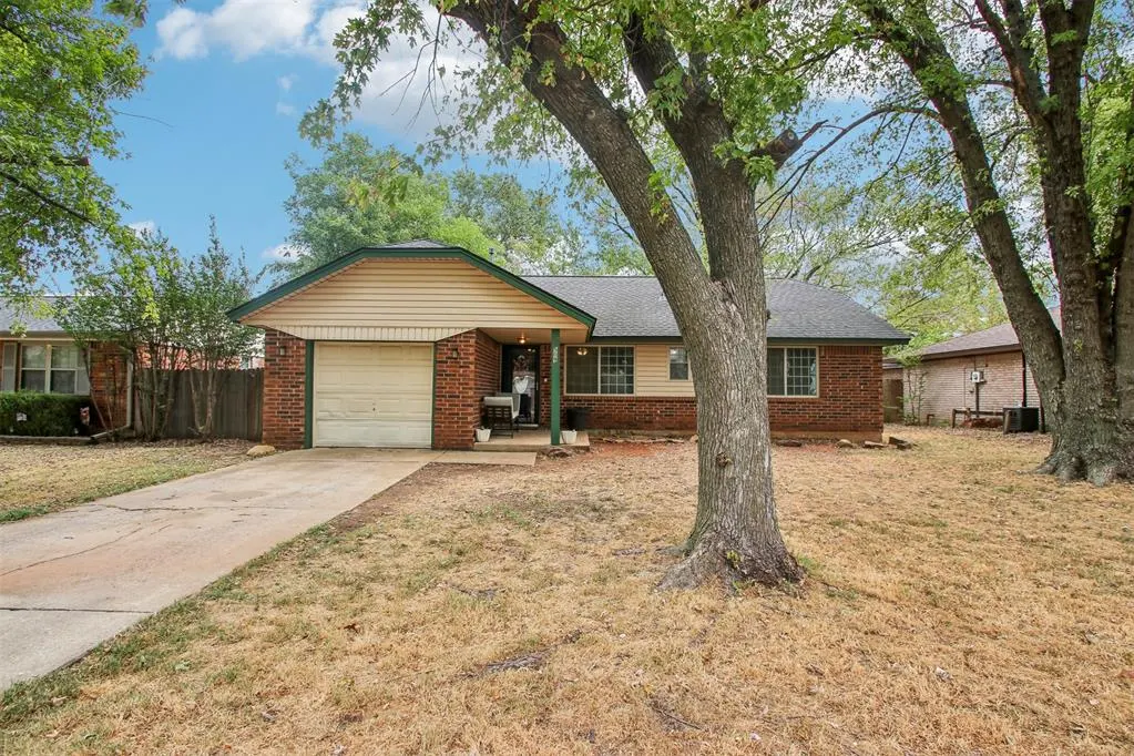 Front exterior — 509 Riverview Drive, Noble, OK 73068