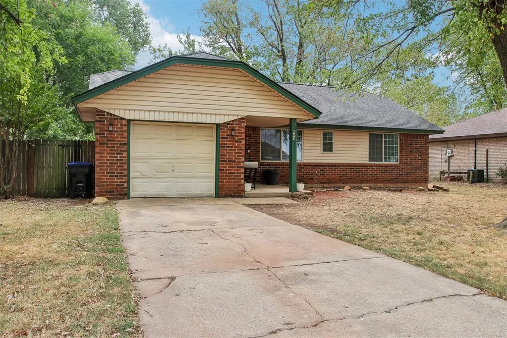 Photo 5 — 509 Riverview Drive, Noble, OK 73068