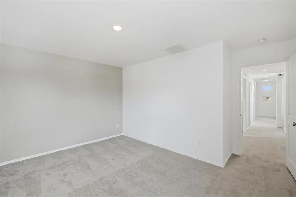 Photo 5 — 3300 NW 149th Street, Oklahoma City, OK 73134