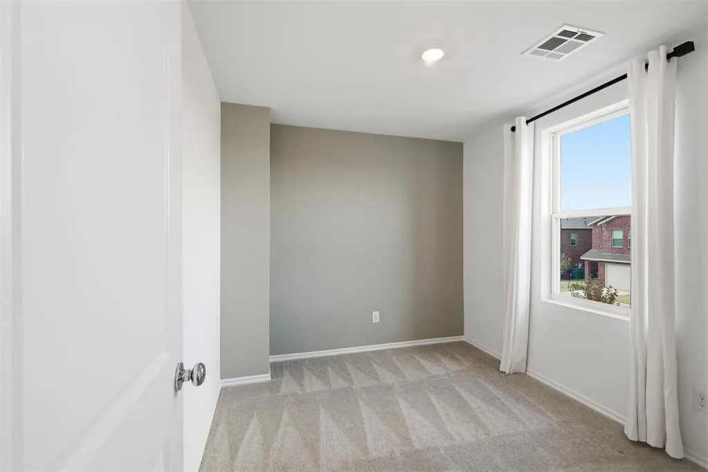 Photo 9 — 3300 NW 149th Street, Oklahoma City, OK 73134