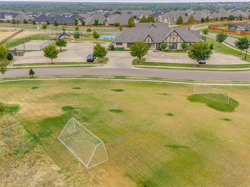 Photo 42 — 7933 Sweetgum Street, Edmond, OK 73034