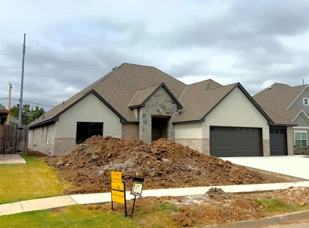 Photo 2 — 4009 Coronado Drive, Oklahoma City, OK 73160