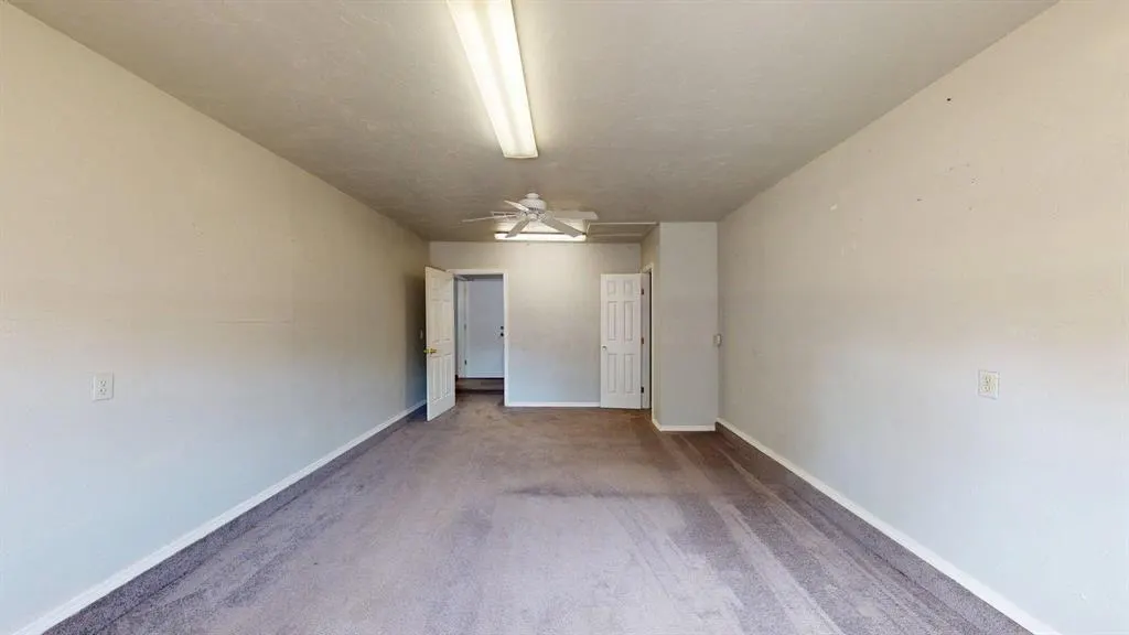 Photo 15 — 121 W Clegern Avenue, Edmond, OK 73003