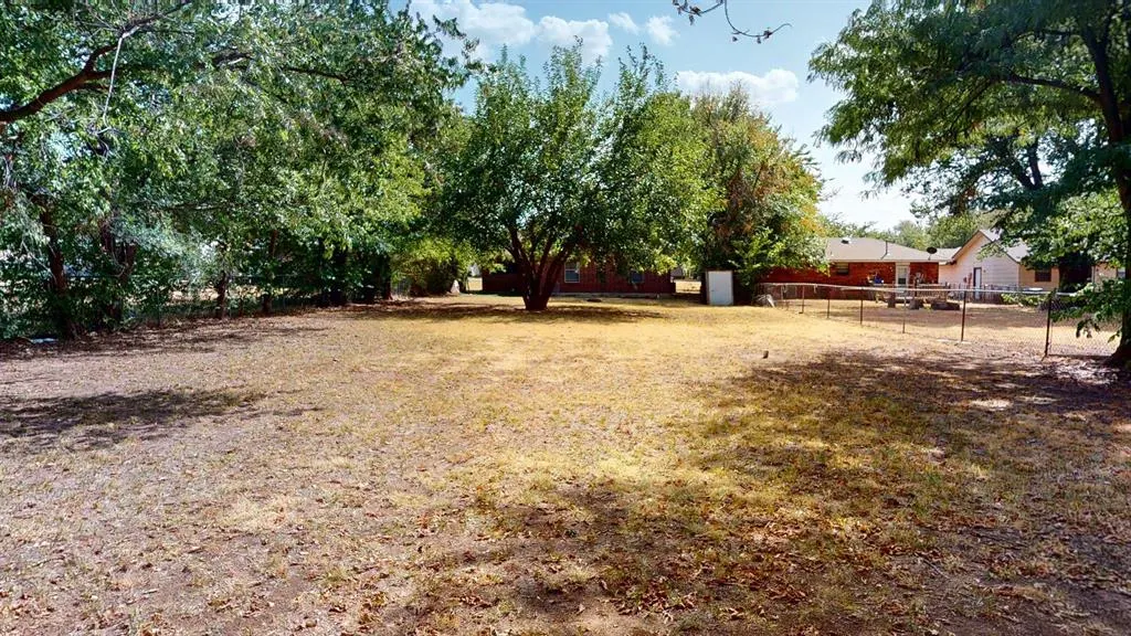 Photo 18 — 121 W Clegern Avenue, Edmond, OK 73003