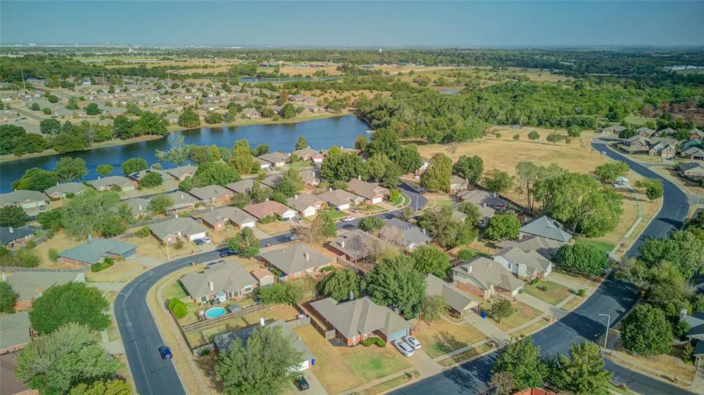 Photo 9 — 437 Waterfront, Norman, OK 73071