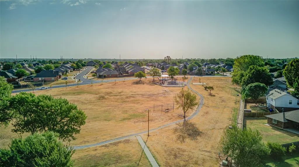 Photo 13 — 437 Waterfront, Norman, OK 73071