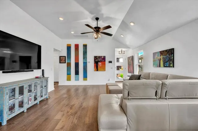 Photo 6 — 16128 Quiet Storm Drive, Oklahoma City, OK 73170