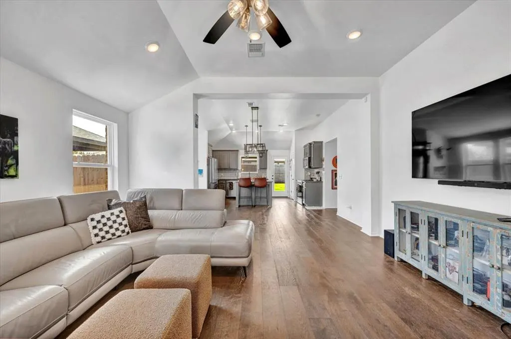 Photo 8 — 16128 Quiet Storm Drive, Oklahoma City, OK 73170