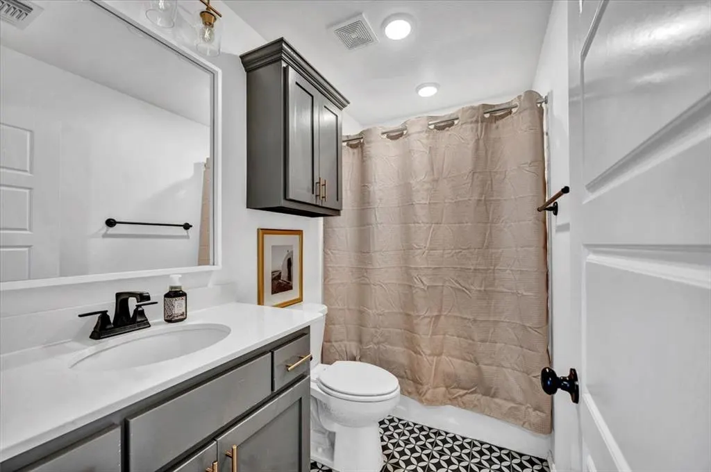 Photo 18 — 16128 Quiet Storm Drive, Oklahoma City, OK 73170