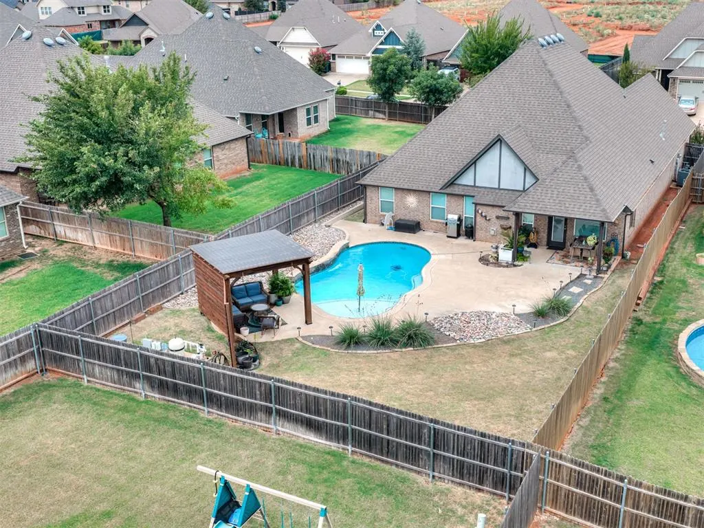 Photo 26 — 16304 Monarch Field Road, Edmond, OK 73013