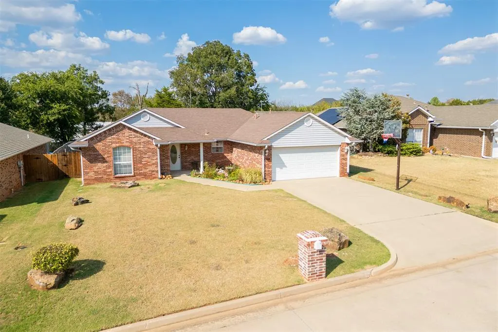 Photo 41 — 2204 Gray Dove Drive, Shawnee, OK 74804