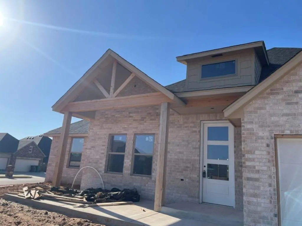 Photo 3 — 11520 NW 104th Street, Yukon, OK 73099