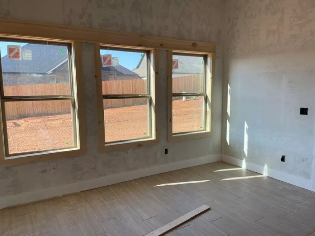 Photo 8 — 11520 NW 104th Street, Yukon, OK 73099