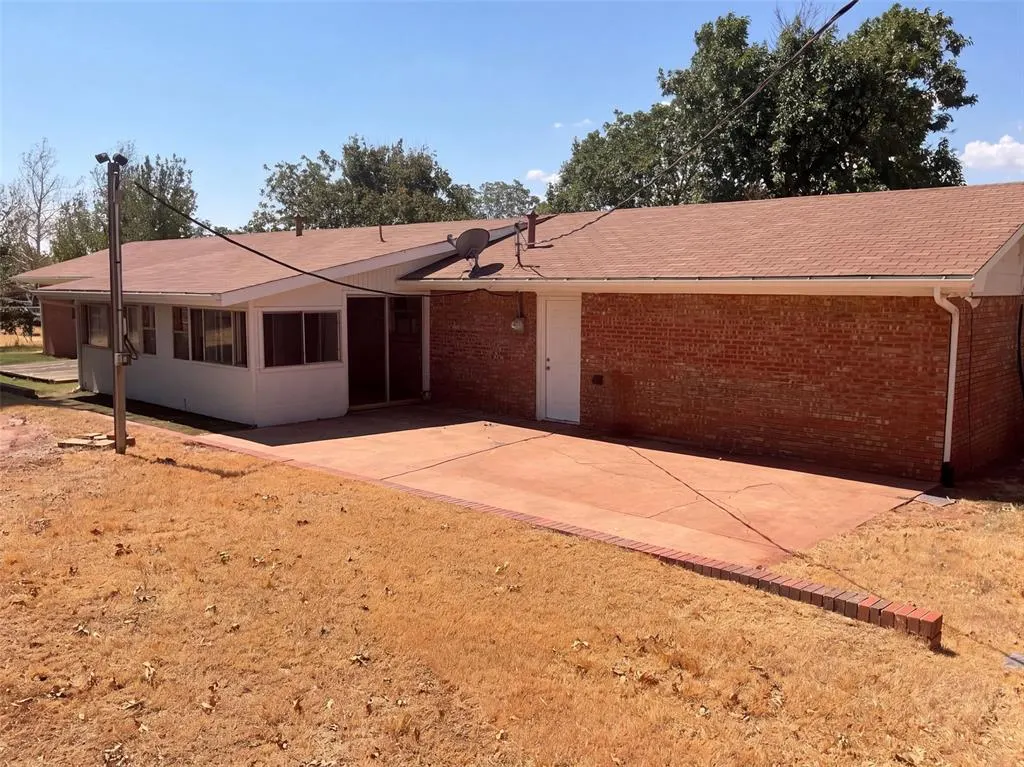 Photo 5 — 5320 Beverly Drive, Guthrie, OK 73044