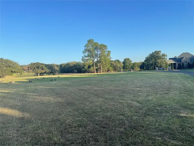 Photo 2 — 20 Granada Drive, Shawnee, OK 74804