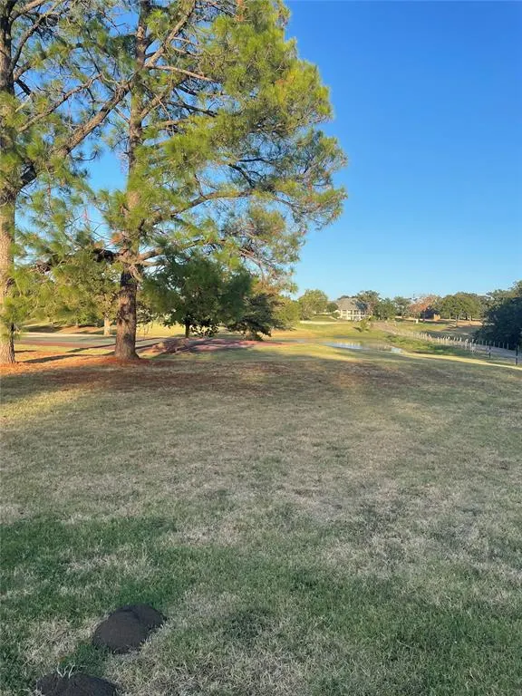 Photo 10 — 20 Granada Drive, Shawnee, OK 74804