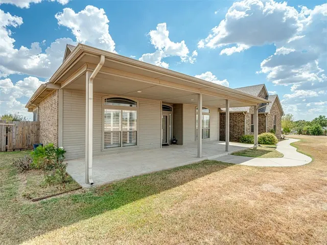 Photo 3 — 2280 County Road 1313, Blanchard, OK 73010