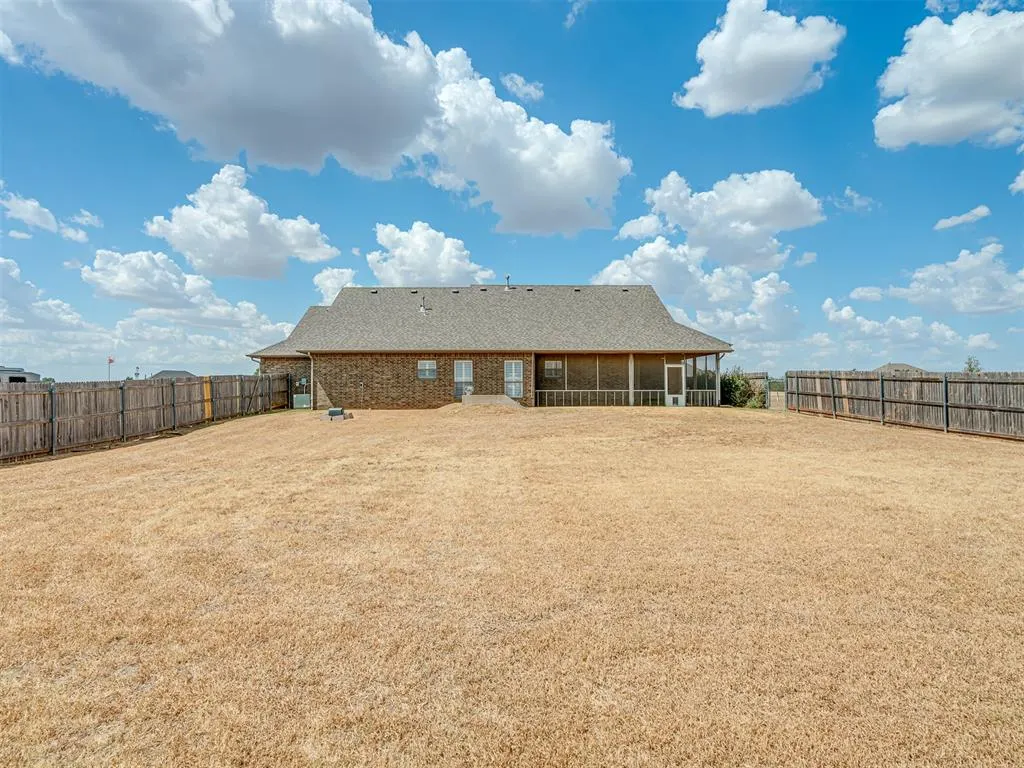 Photo 25 — 2280 County Road 1313, Blanchard, OK 73010