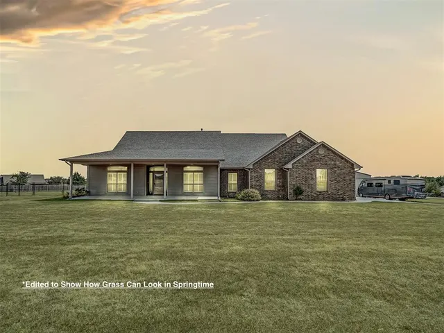 Front exterior — 2280 County Road 1313, Blanchard, OK 73010