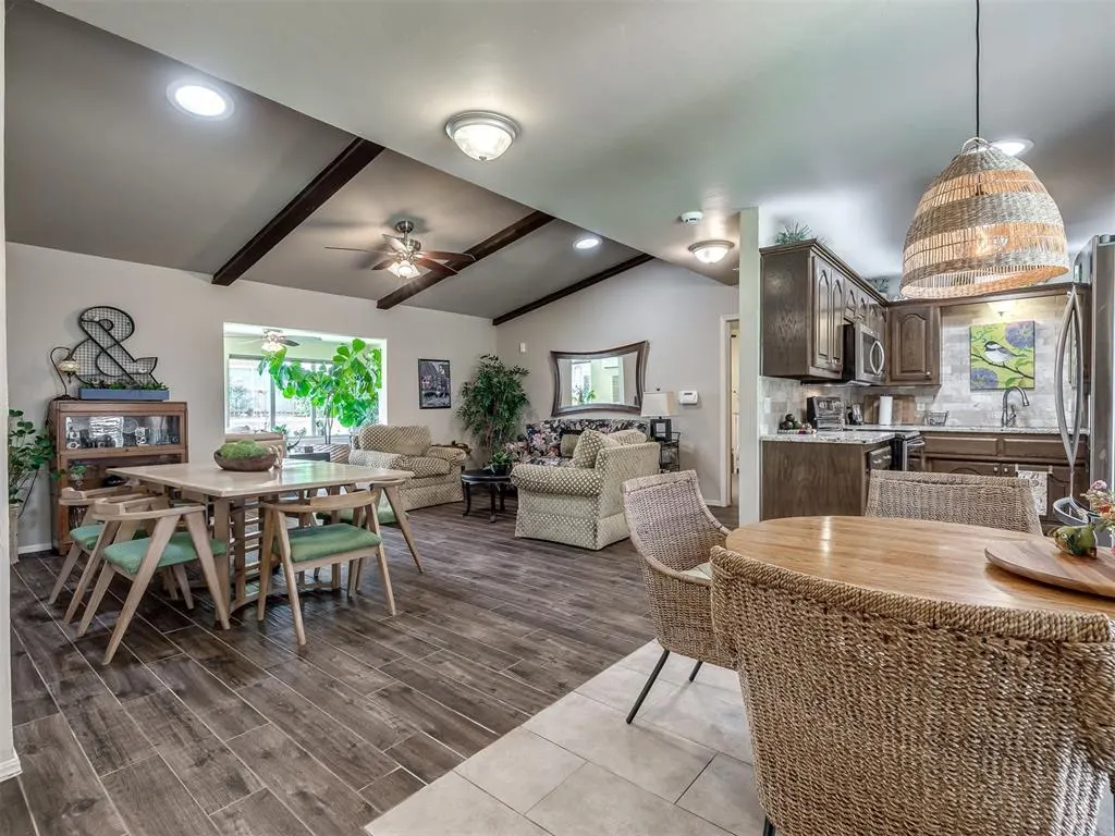 Photo 16 — 214 Tanglewood Drive, Yukon, OK 73099