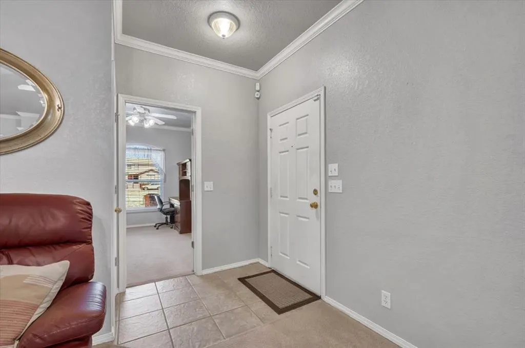 Photo 10 — 330 Woodcreek Road, Edmond, OK 73034