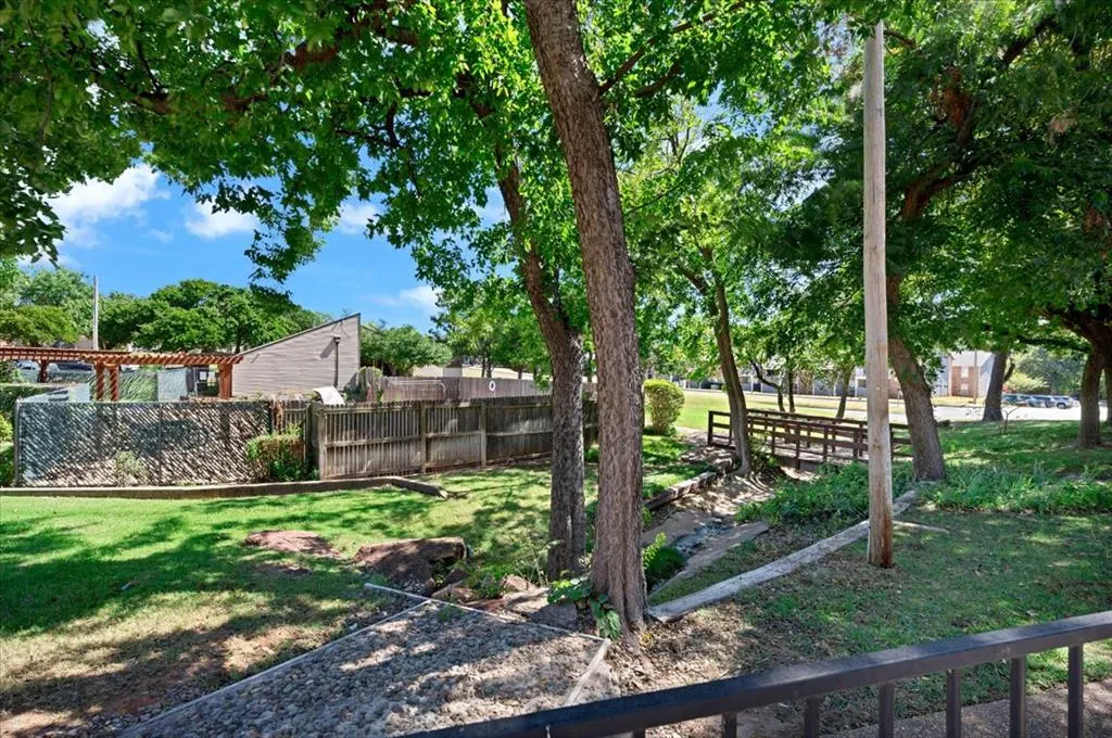Photo 34 — 330 Woodcreek Road, Edmond, OK 73034