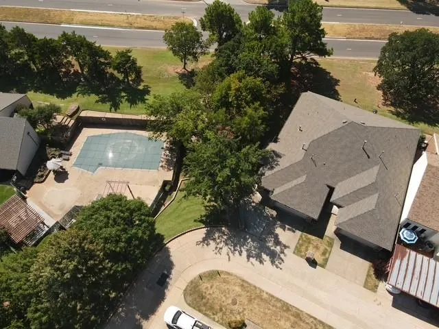Photo 35 — 330 Woodcreek Road, Edmond, OK 73034