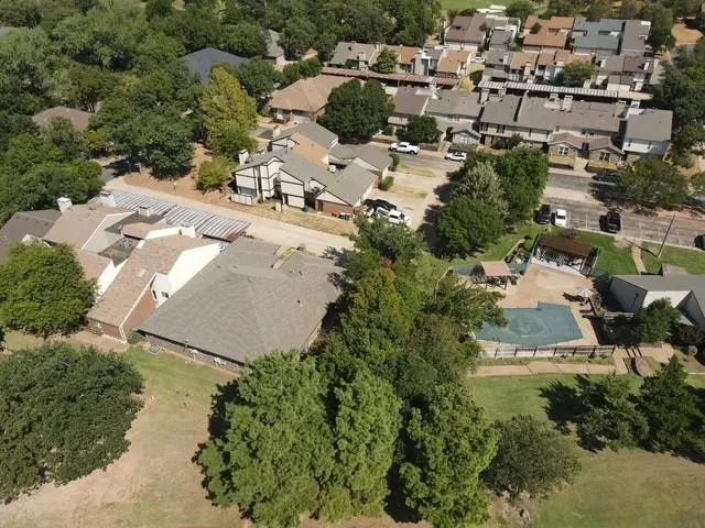 Photo 36 — 330 Woodcreek Road, Edmond, OK 73034