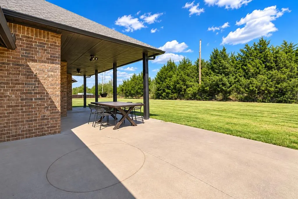 Photo 40 — 4500 Hillside Lane, Edmond, OK 73025