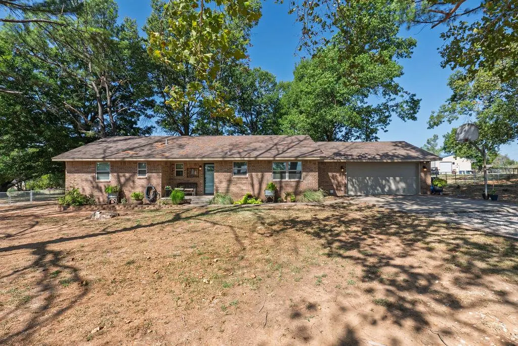 Front exterior — 19806 Malone Road, Tecumseh, OK 74873