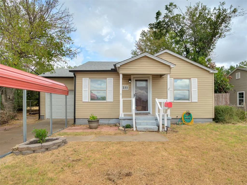 Photo 3 — 211 W Dale Street, Norman, OK 73069