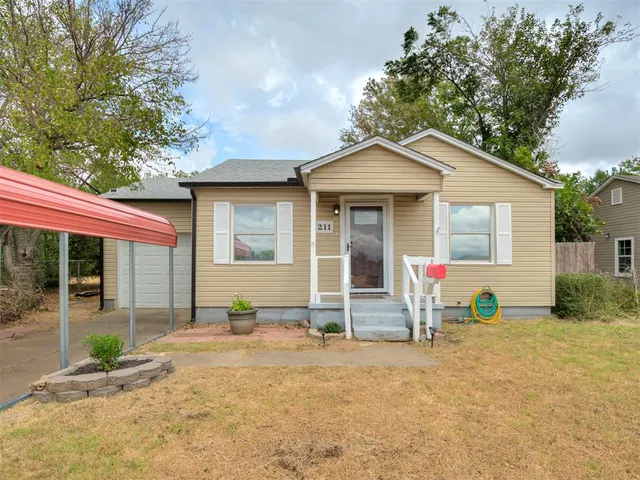 Photo 3 — 211 W Dale Street, Norman, OK 73069