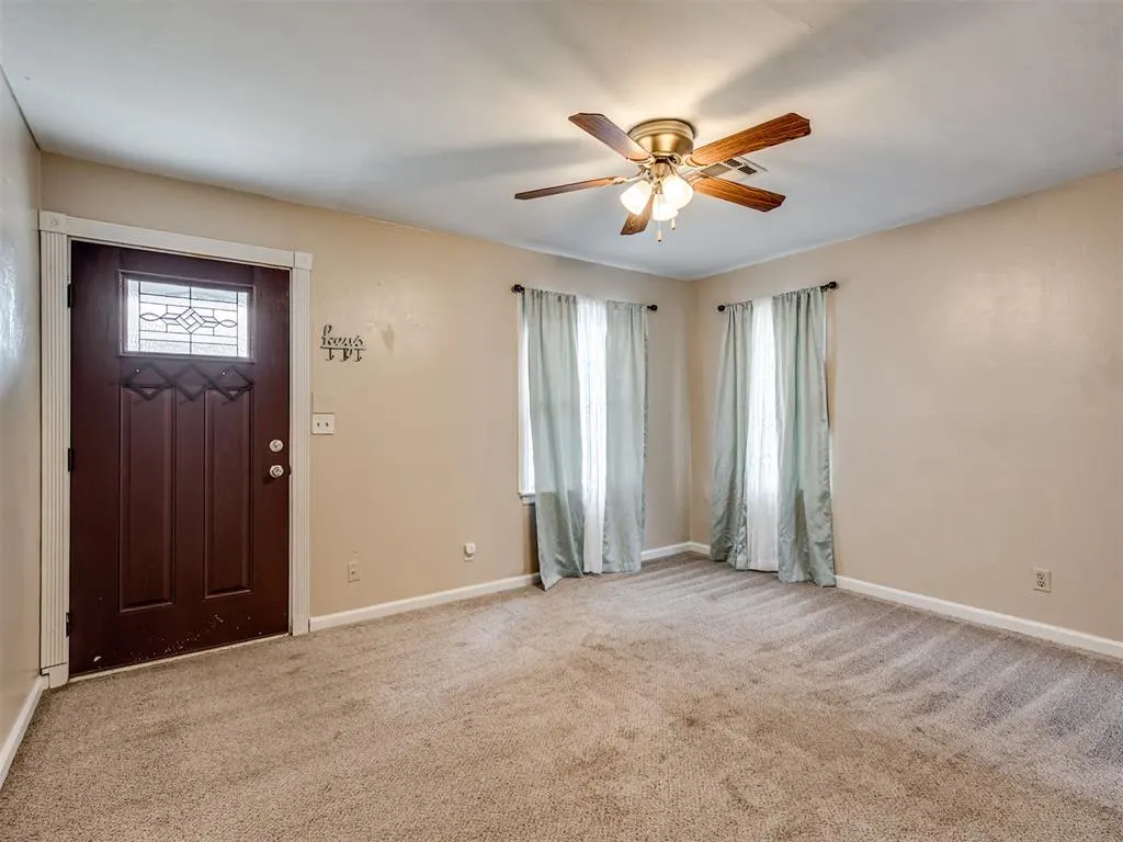 Photo 7 — 211 W Dale Street, Norman, OK 73069