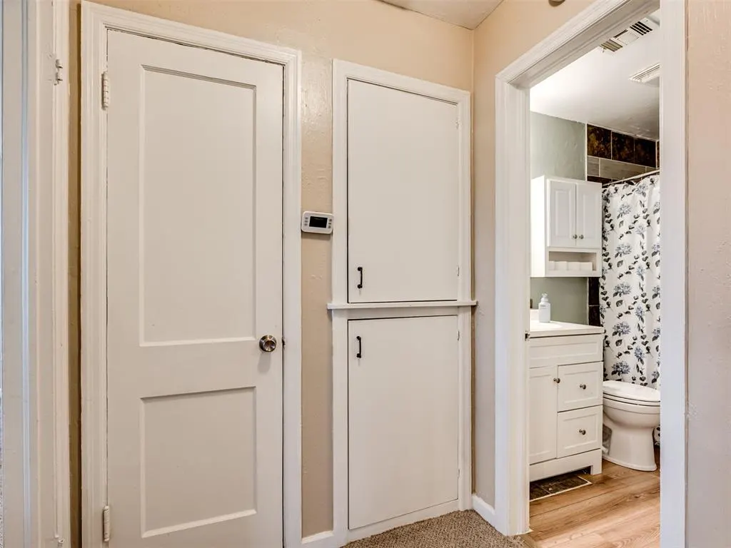 Photo 17 — 211 W Dale Street, Norman, OK 73069
