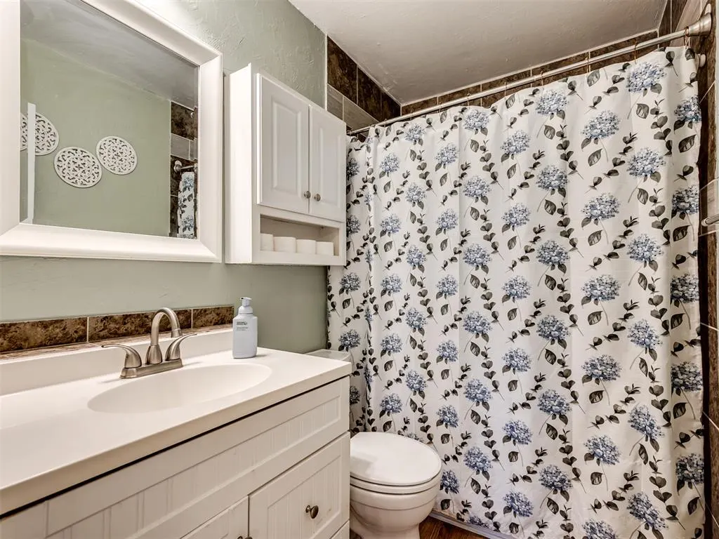Photo 18 — 211 W Dale Street, Norman, OK 73069